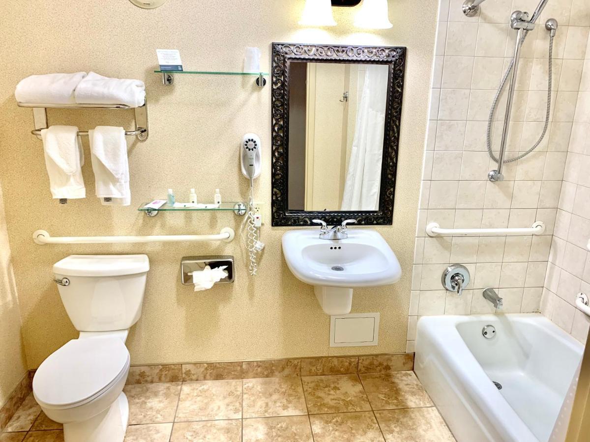 Quality Inn Oneonta Cooperstown Area Extérieur photo